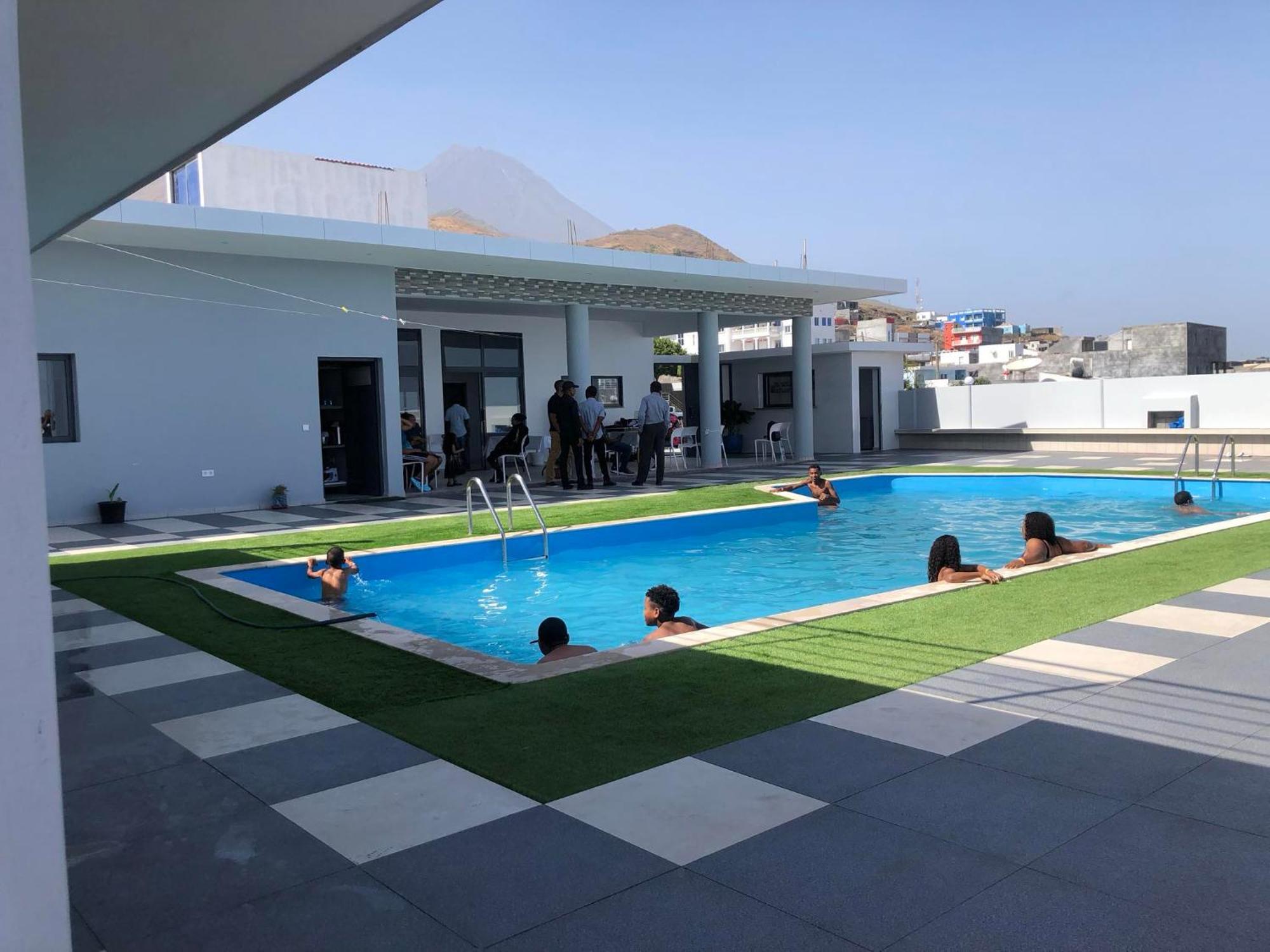 Edificio Cosec Hotel Cova Figueira المظهر الخارجي الصورة